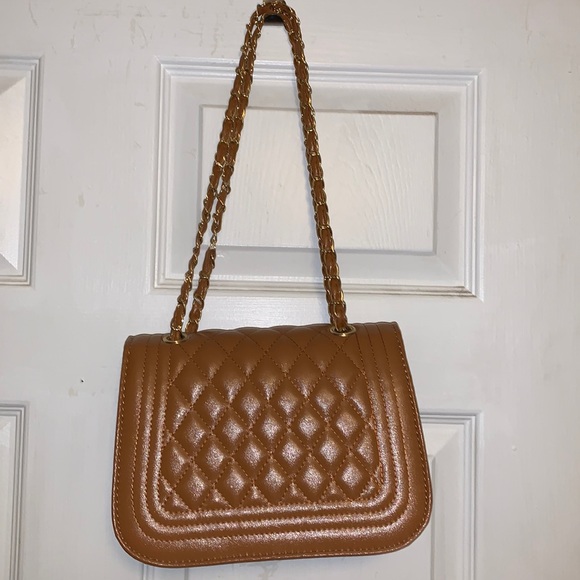 ALFA purse vegan leather in brown with gold hardware - Picture 2 of 3
